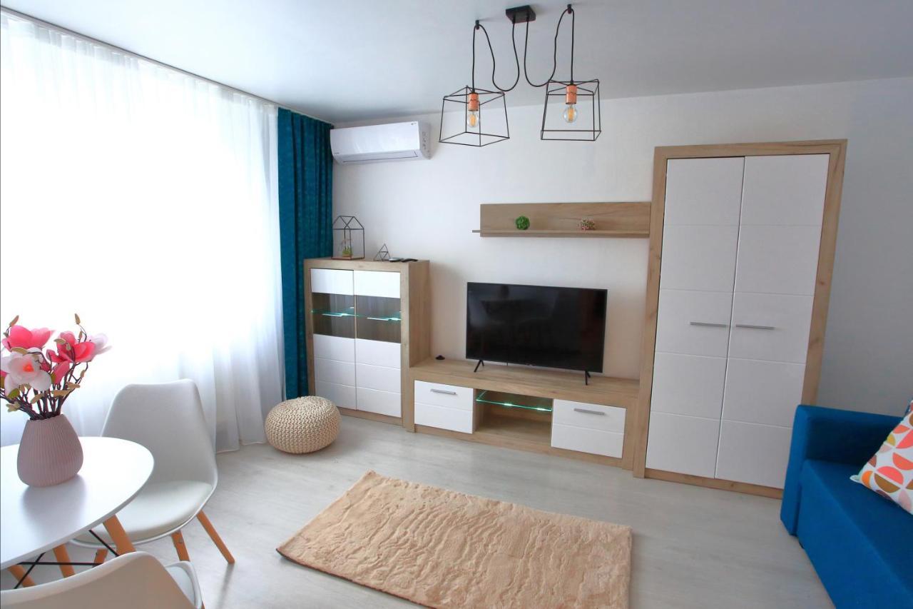 Apartament Delora View Bumbesti-Jiu Eksteriør billede